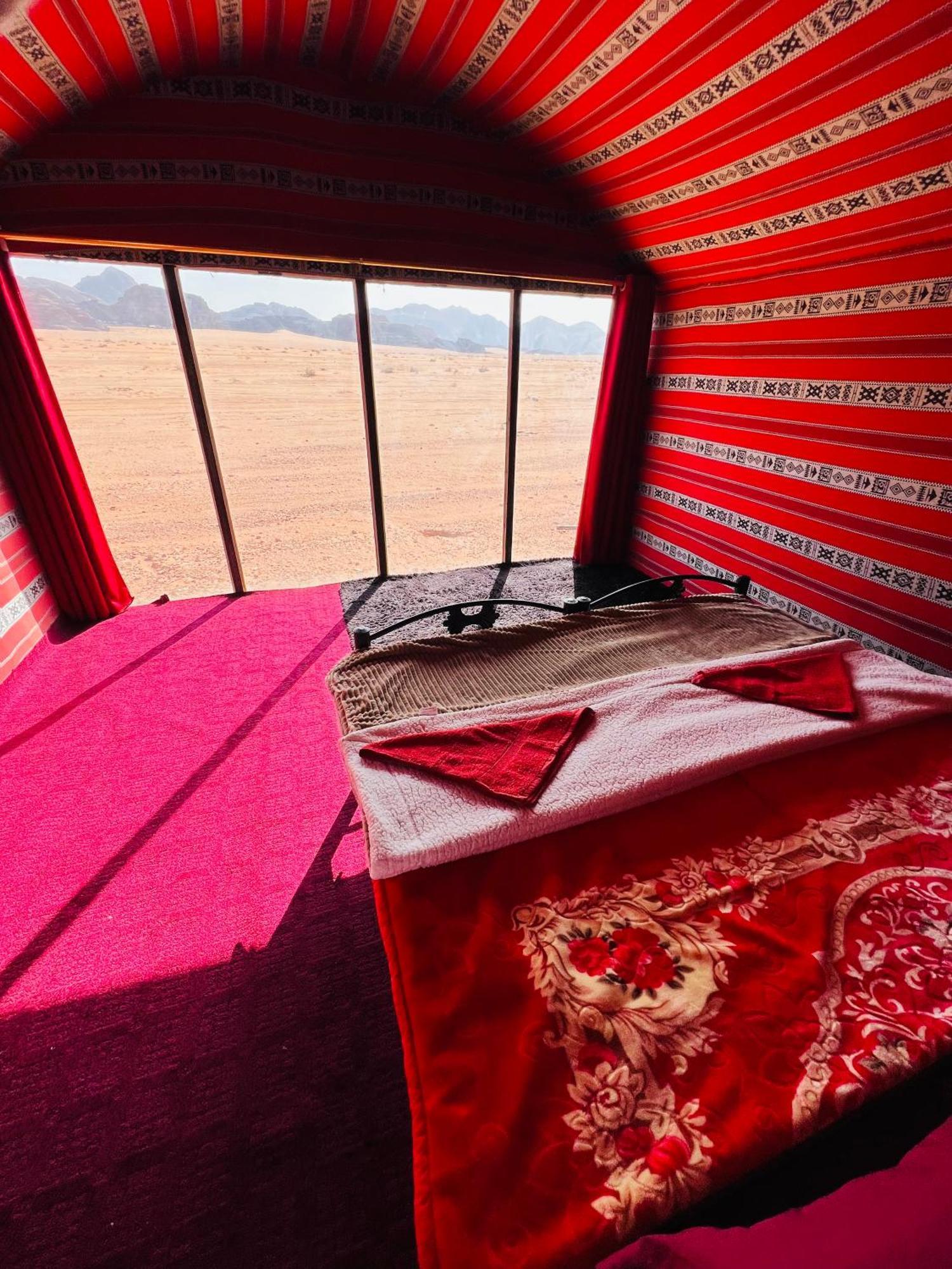 Desert Tree Camp&Tours Вади Рум Екстериор снимка
