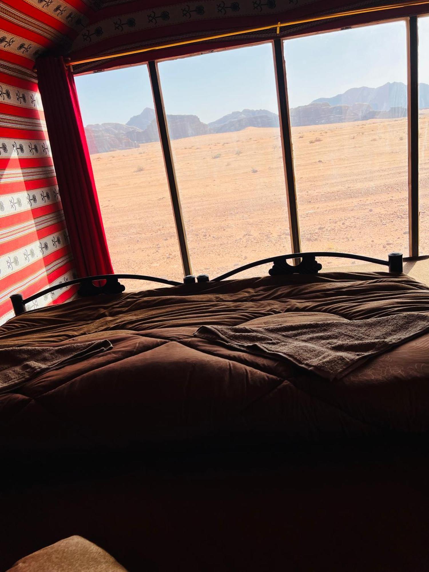 Desert Tree Camp&Tours Вади Рум Екстериор снимка