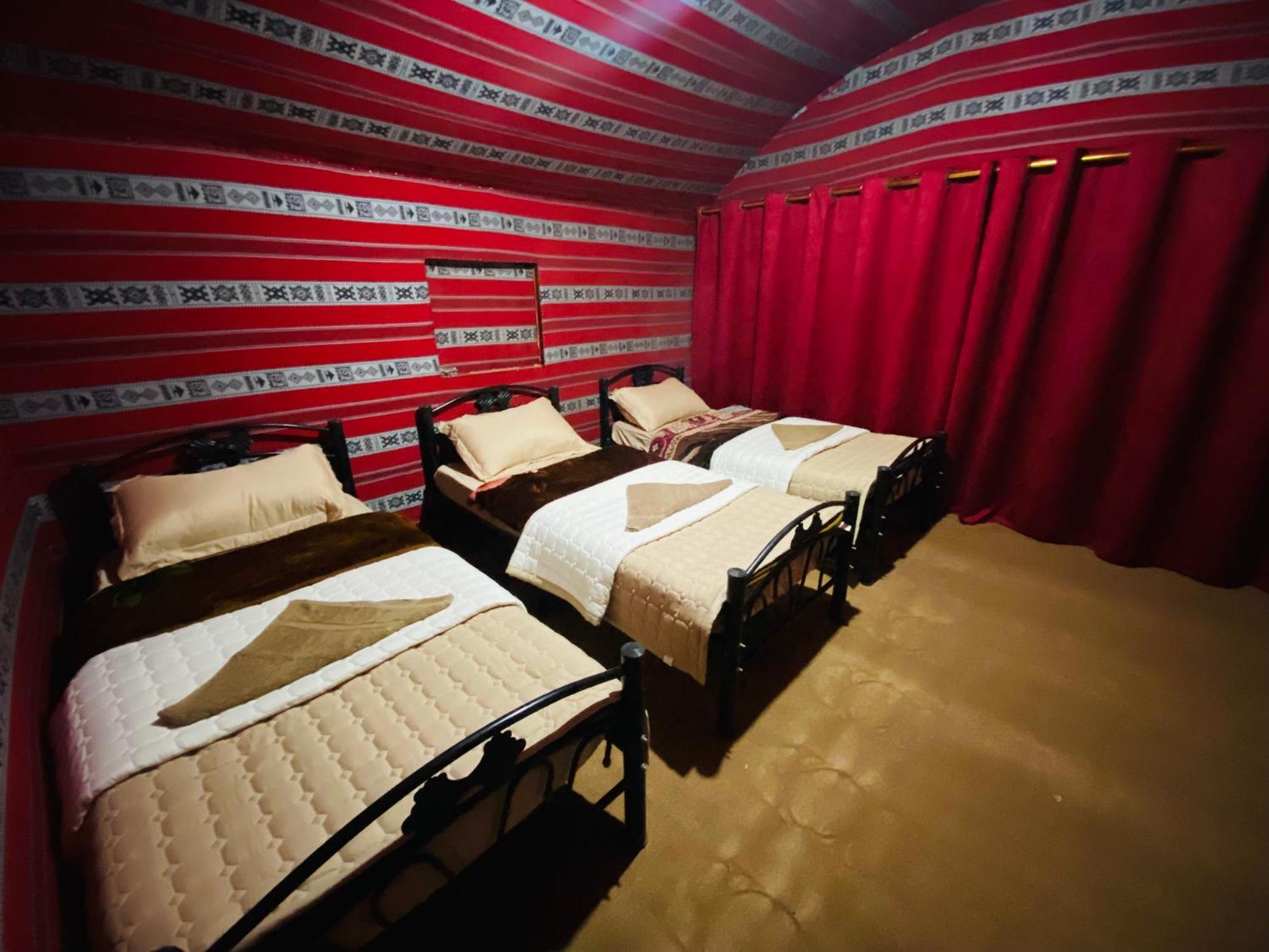 Desert Tree Camp&Tours Вади Рум Екстериор снимка