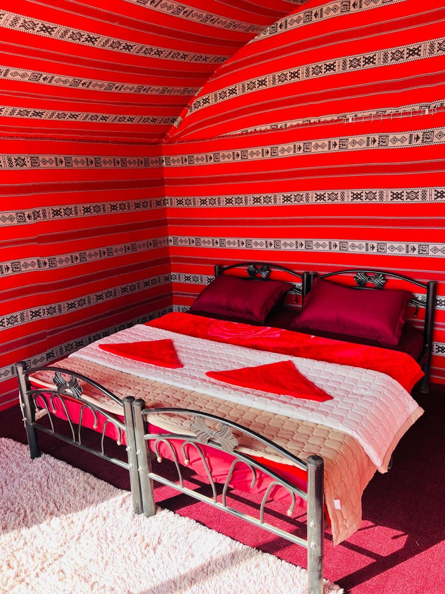 Desert Tree Camp&Tours Вади Рум Екстериор снимка